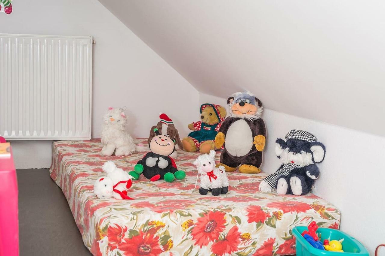 Apartma Ajda Komenda Esterno foto